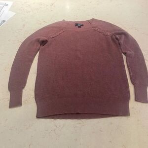 American Eagle Outfitters crewneck sweater mauve color SZ Xsmall